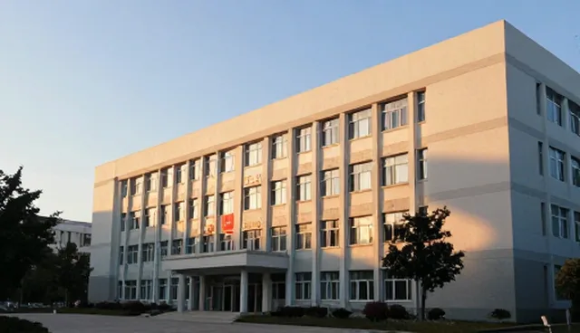 商务服务在企业运营中的实际应用场景分析